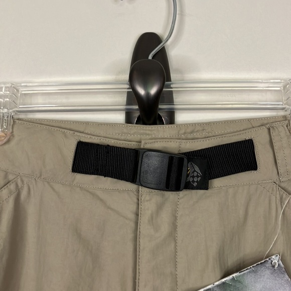 Mountain Hardware Canyon pants - Picture 3 of 12